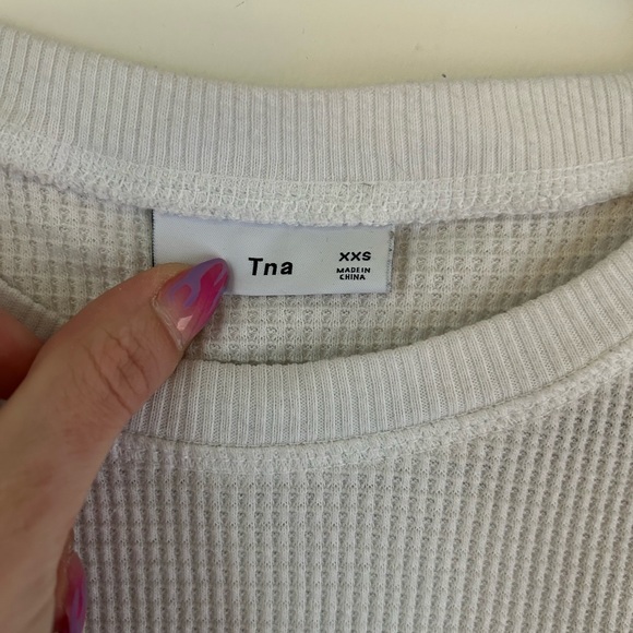 TNA‎ long sleeve - Picture 3 of 4